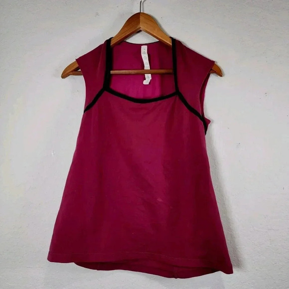 Lululemon Tops - Vintage Lululemon Athletica Top Square Neck Cap Sleeve Women's X1 Purple / Black